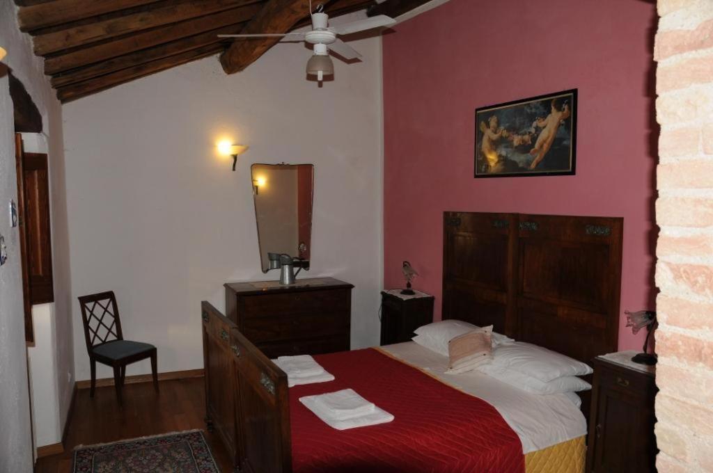 Castel D'Arno Guest House Perugia Phòng bức ảnh